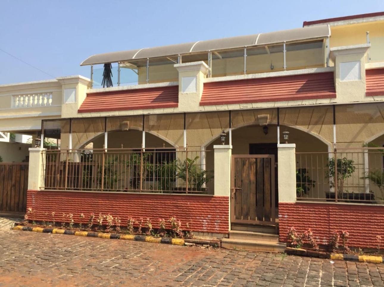 Villa Peace Heaven à Lonavala Extérieur photo